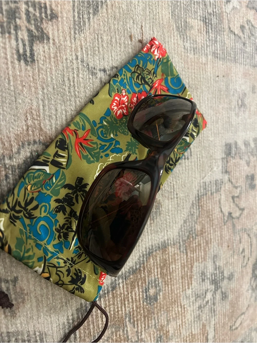 Maui Jim Tortoiseshell Brown Sunglasses - Picture 5 of 7